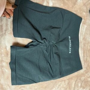 Alphalate Amplify Short Small